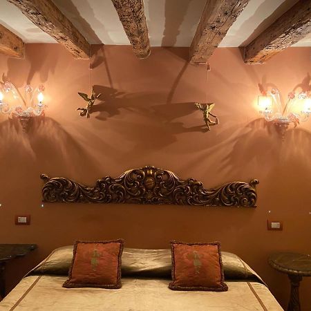 Ca' De' Kocai Apartment Venesia Bagian luar foto